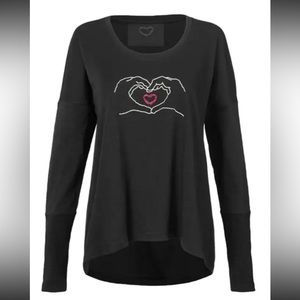 NWT Cabi Love You Tee